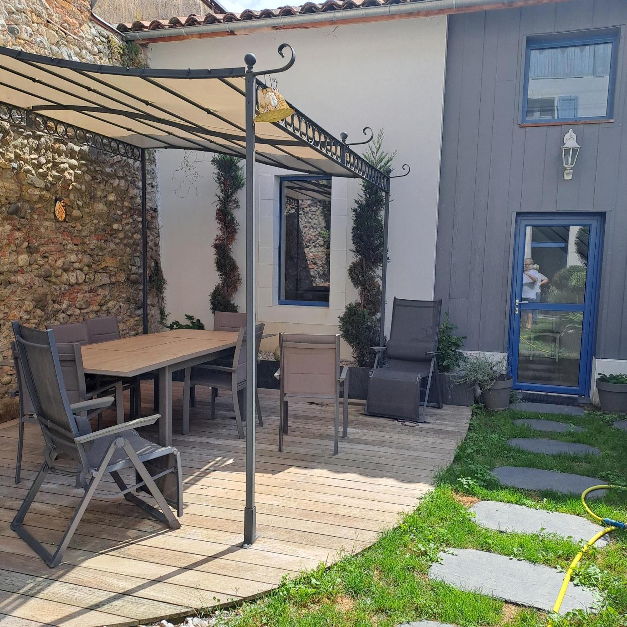 Stgosweet Appartement Saint Gaudens Buitenkant foto